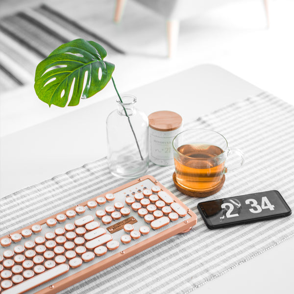 AZIO MK MAC USB - AZIO Corporation