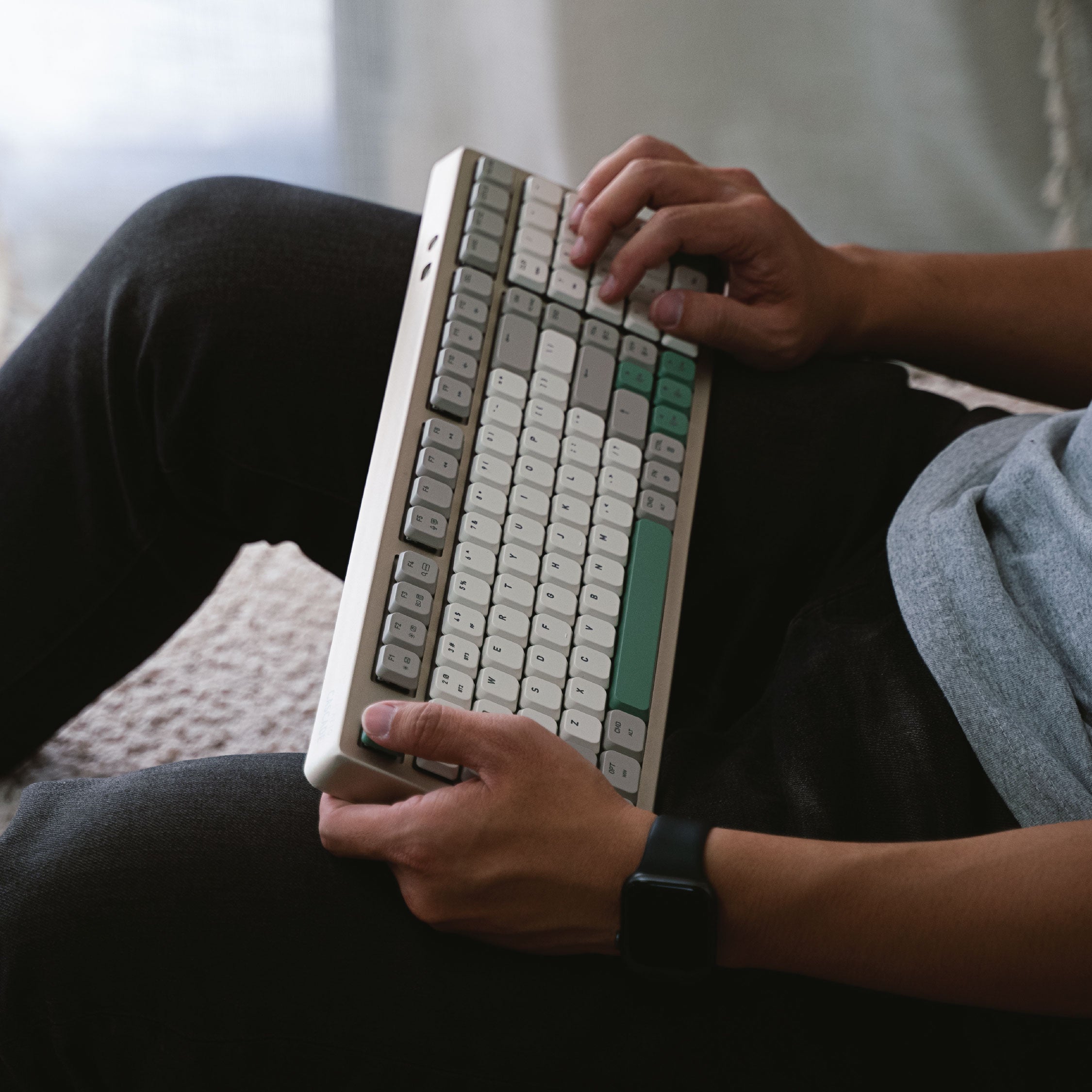 Clavier sans fil Cascade 98 % fin, remplaçable à chaud