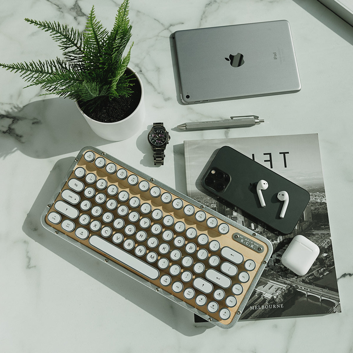 Azio レトロ コンパクト キーボード (rck) - azio corporation Azio レトロ コンパクト キーボード (rck) - azio corporation