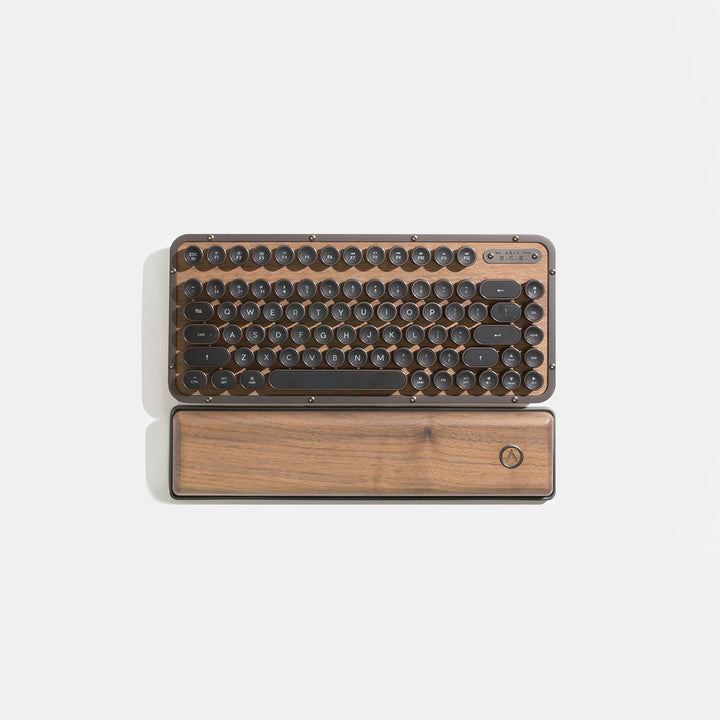 Kompaktowa klawiatura w stylu retro