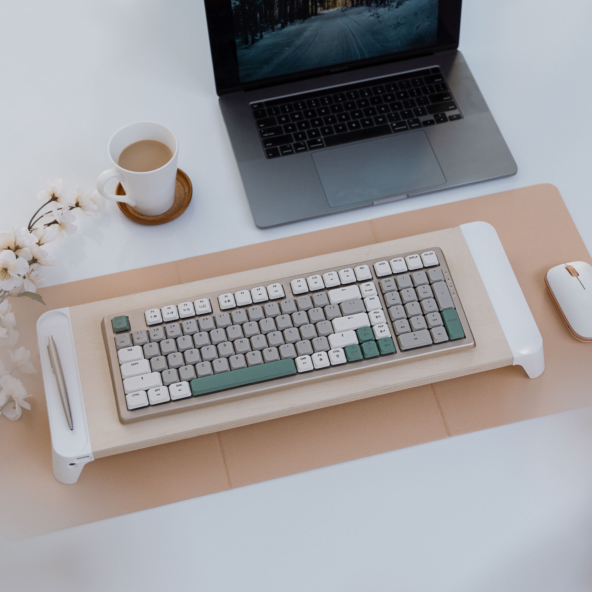 Cascade 98% dun draadloos hot-swappable toetsenbord