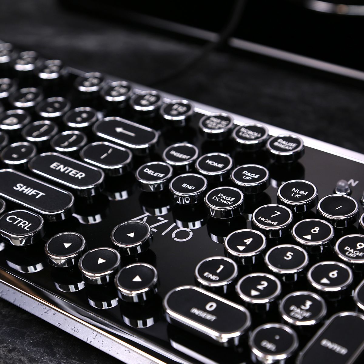 لوحة المفاتيح الرجعية MK